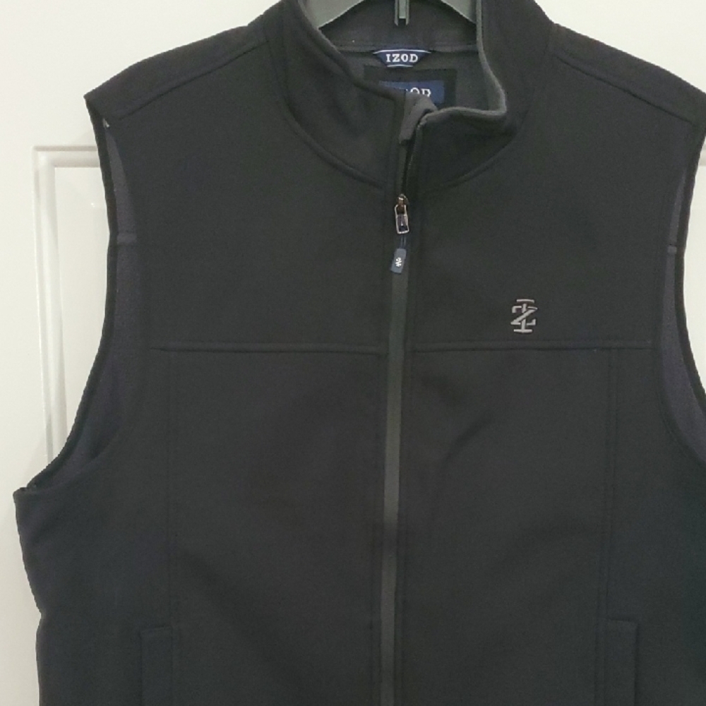 Izod Black Soft Shell Vest Men's Large Style 1z2150 $90 Retail - Picture 1 of 11